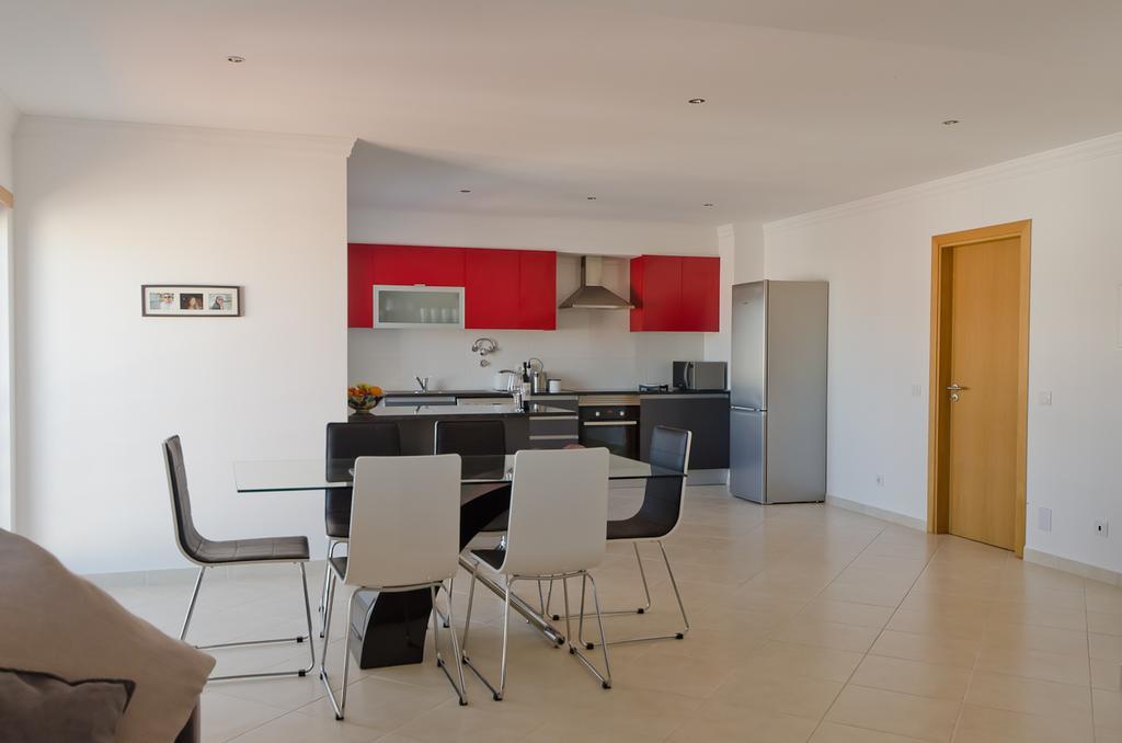 Modern 2 Bed Apartment 5Km Carvoeiro Lagoa  Exterior photo